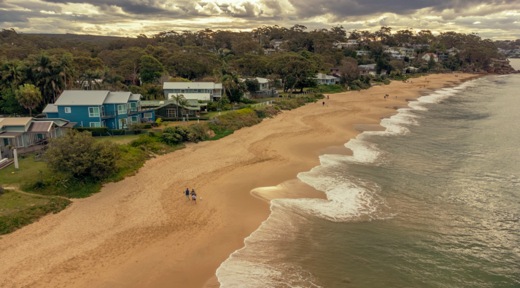 Hordren's Beach is a kid friendly beach at Bundeena.